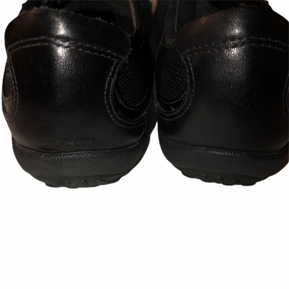 Woman leather shoes size 6 - Picture 3 of 8